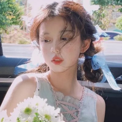 隔壁墓园的男孩